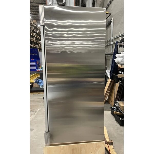 Scratch and Dent Avantco A-23R-G-HC 29" Glass Door Reach-In Refrigerator