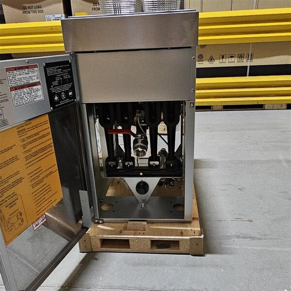 Scratch and Dent Vulcan LG400-1 45-50 lb. Natural Gas Floor Fryer - 120,000 BTU