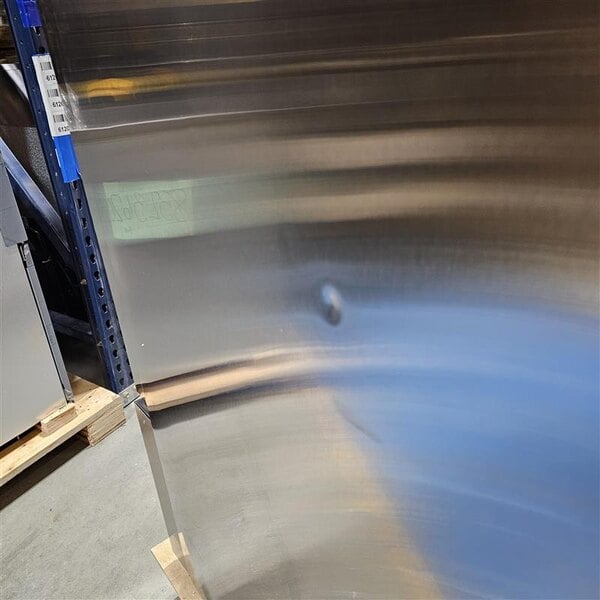 Scratch and Dent Avantco SS-3R-HC 81 5/16" Stainless Steel Solid Door Reach-In Refrigerator