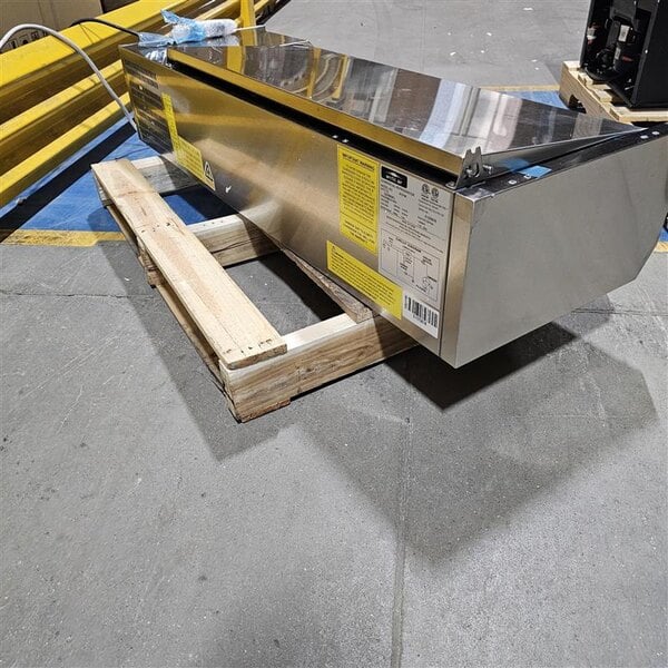 Scratch and Dent Arctic Air ACP48 48" Refrigerated Countertop Condiment Prep Station