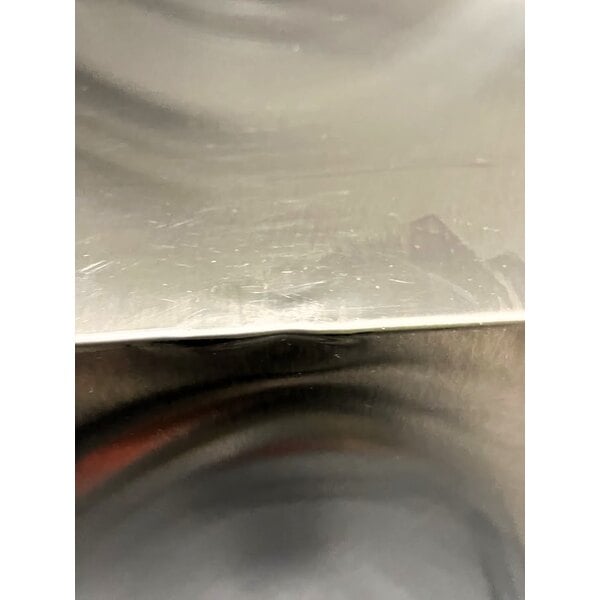 Scratch and Dent Avantco CO-16 Half Size Countertop Convection Oven, 1.5 Cu. Ft. - 120V, 1600W