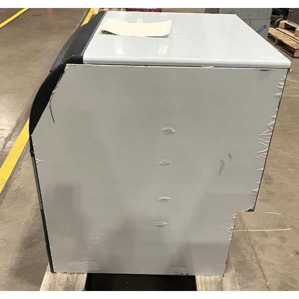 Scratch and Dent Scotsman UN324A-1 24" Air Cooled Undercounter Nugget Ice Machine - 340 lb.