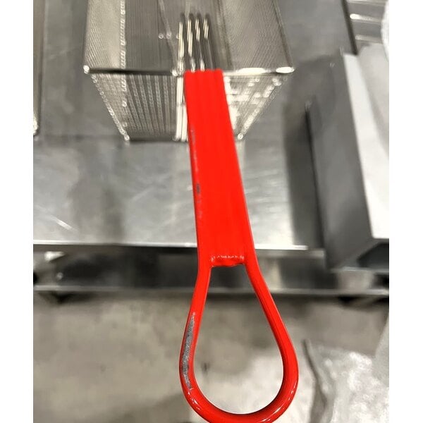 Scratch and Dent Avantco F5-ES-N 65-70 lb. Natural Gas Stainless Steel Floor Fryer - 100,000 BTU