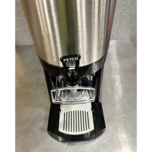 Scratch and Dent Fetco L4D-15 Luxus 1.5 Gallon Stainless Steel Coffee Server with Stand