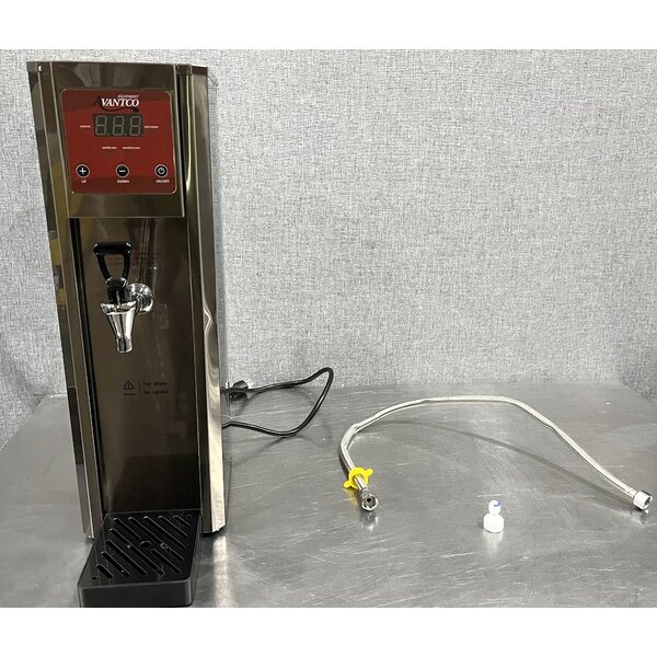 Scratch and Dent Avantco HWDD2 2 Gallon Hot Water Dispenser with Digital Controls - 120V, 1800W