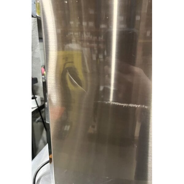 Scratch and Dent Avantco HWDD2 2 Gallon Hot Water Dispenser with Digital Controls - 120V, 1800W