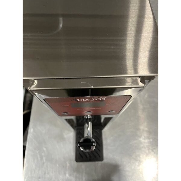 Scratch and Dent Avantco HWDD2 2 Gallon Hot Water Dispenser with Digital Controls - 120V, 1800W