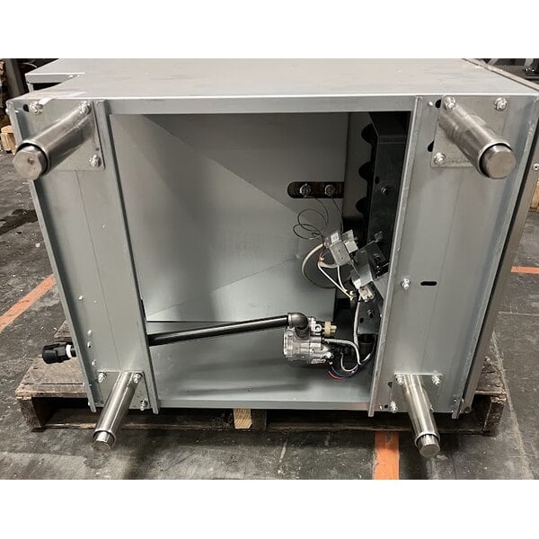 Scratch and Dent Avantco F5-ES-N 65-70 lb. Natural Gas Stainless Steel Floor Fryer - 100,000 BTU