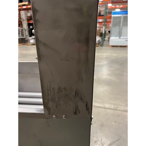 Scratch and Dent Avantco F5-ES-N 65-70 lb. Natural Gas Stainless Steel Floor Fryer - 100,000 BTU