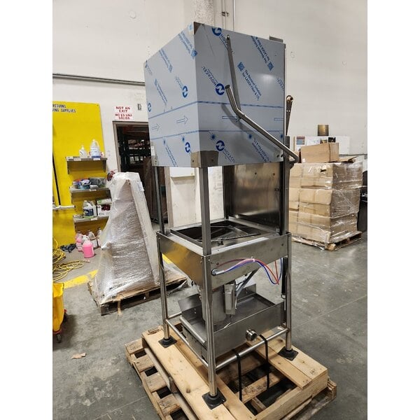 Scratch and Dent Noble Warewashing I-E Single Rack Low Temperature Door-Type Dish Machine - 115V