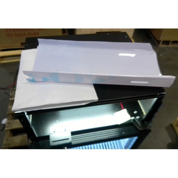 Scratch and Dent Avantco SC-80 Customizable Countertop Merchandiser Refrigerator