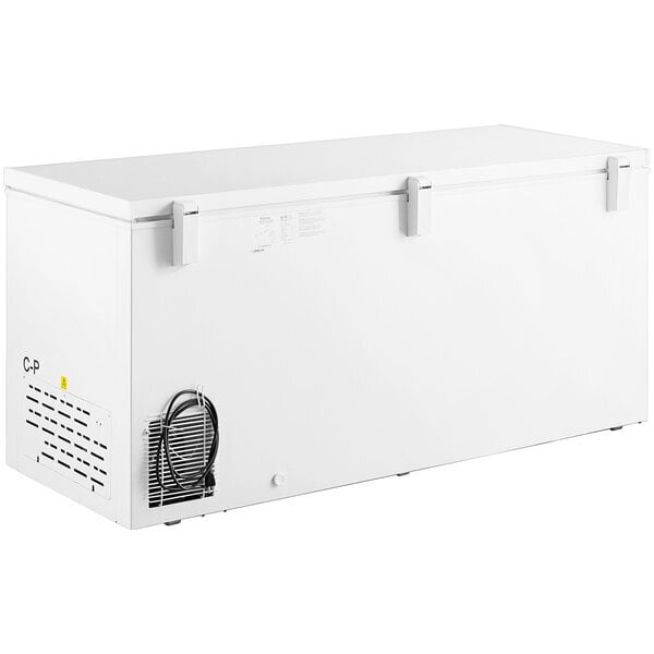 Scratch and Dent Galaxy CF20HC Commercial Chest Freezer - 19.4 cu. ft.
