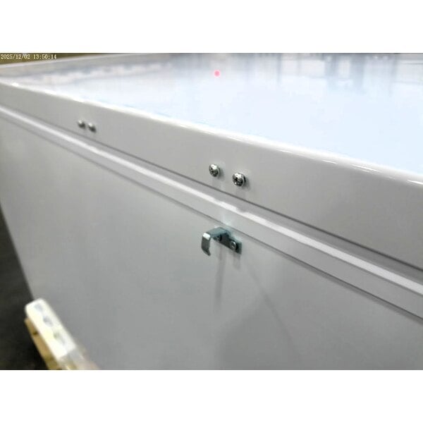 Scratch and Dent Galaxy CF20HC Commercial Chest Freezer - 19.4 cu. ft.