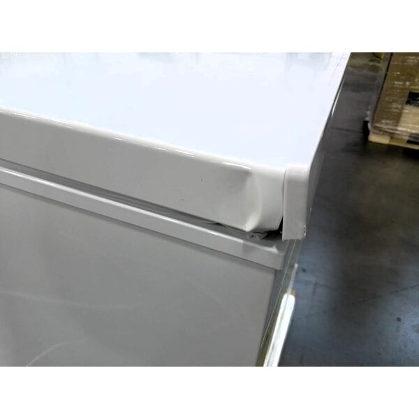 Scratch and Dent Galaxy CF20HC Commercial Chest Freezer - 19.4 cu. ft.