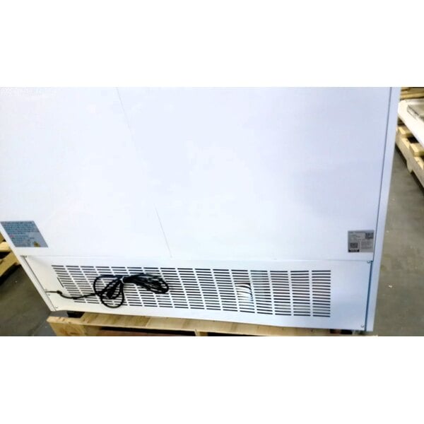 Scratch and Dent Avantco GDS-47-HC 53 1/8" White Customizable Sliding Glass Door Merchandiser Refrigerator with LED Lighting