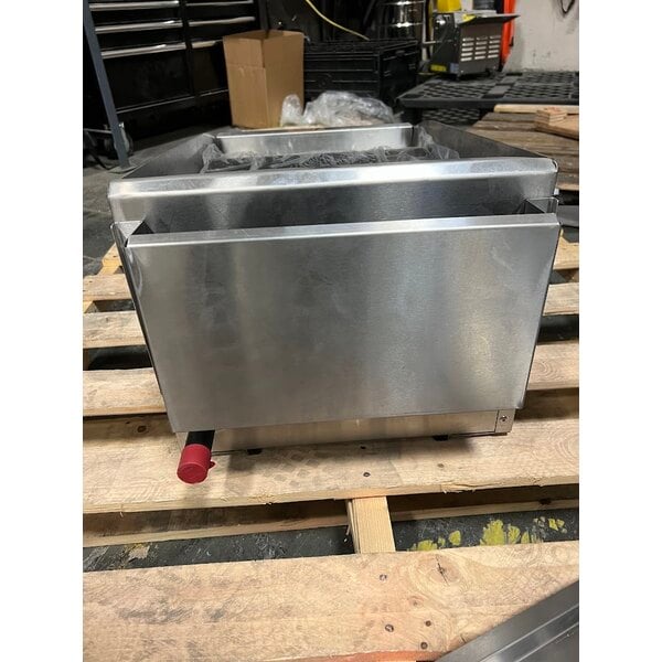 Scratch and Dent Cooking Performance Group GT-CPG-15-NL 15" Gas Countertop Griddle with Flame Failure Protection and Thermostatic Controls - 30,000 BTU