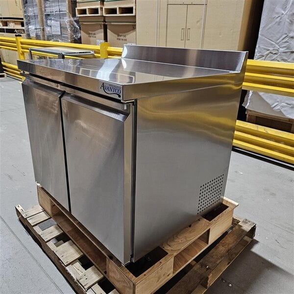 Scratch and Dent Avantco SS-WT-36F-HC 36" Two Door Worktop Freezer with 3 1/2" Backsplash