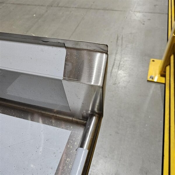 Scratch and Dent Regency 94" 16 Gauge Stainless Steel Three Compartment Commercial Sink with Cross Bracing and 2 Drainboards - 18" x 18" x 14" Bowls