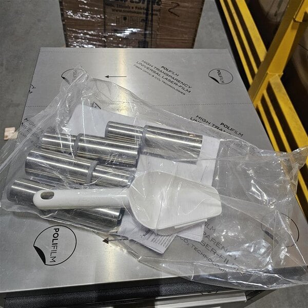 Scratch and Dent Manitowoc USP0100A-161 CrystalCraft 20" Air Cooled Undercounter Square Cube Ice Machine with 38 lb. Bin - 115V, 100 lb.