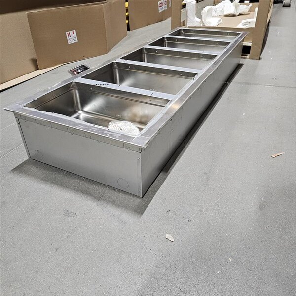 Scratch and Dent Hatco HWBI-5 Five Compartment Modular / Ganged Drop In Hot Food Wells - 208V, 1 Phase
