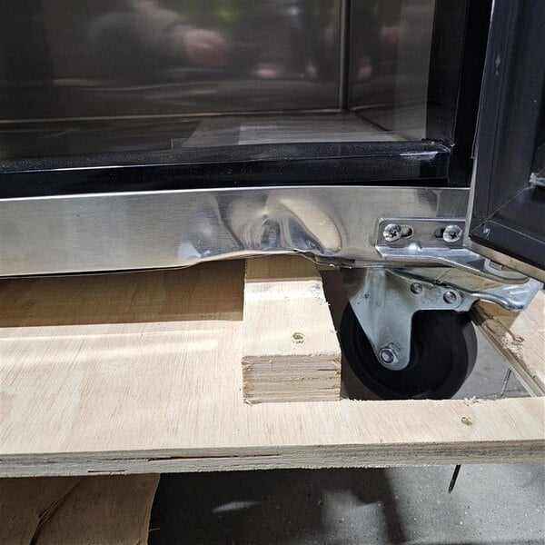 Scratch and Dent Avantco AU-48R 48" Undercounter Refrigerator