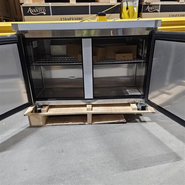 Scratch and Dent Avantco AU-48R 48" Undercounter Refrigerator