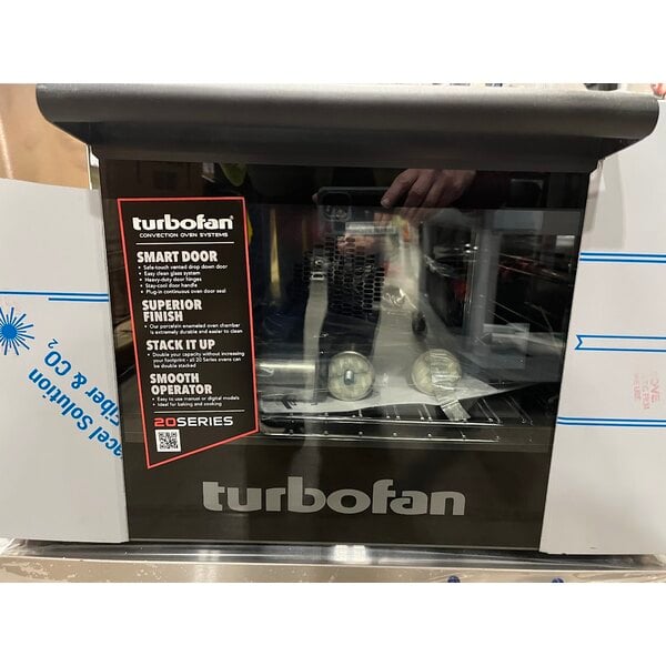 Scratch and Dent Moffat E22M3 Turbofan Single Deck Half Size Electric Convection Oven with Mechanical Controls, 1.5 Cu. Ft. - 110-120V, 1 Phase, 1.5 kW