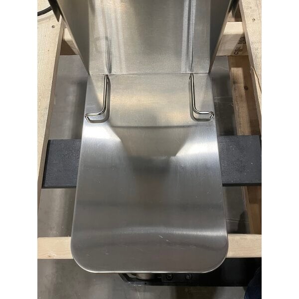 Scratch and Dent Bunn 63000.0100 Infusion Series Platinum Pro ITCB-DV HV Automatic Coffee and Tea Brewer - 120/208-240V, 1,700W