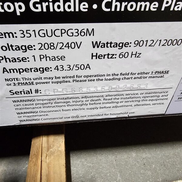 Scratch and Dent Cooking Performance Group GU-CPG-36-M Ultra Series 36" Chrome Plated Electric Countertop Griddle - 9,000W / 12,000W, 208 / 240V