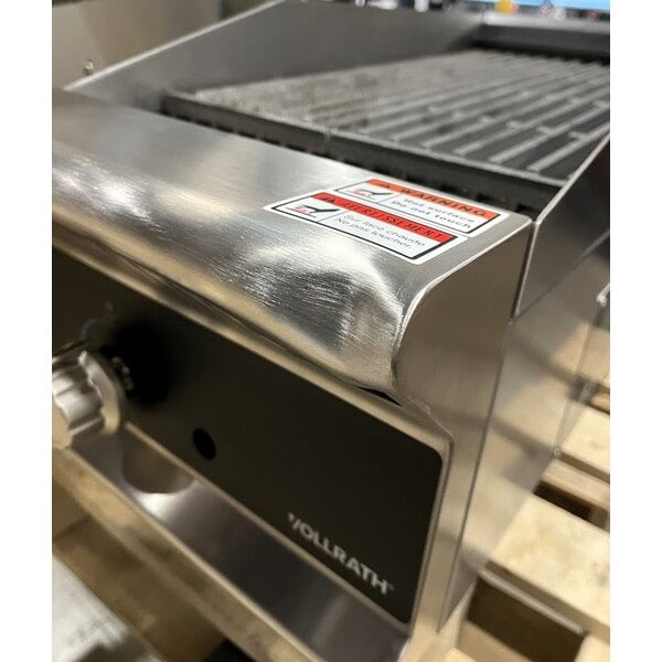 Scratch and Dent Vollrath CBGMD-12 12" Medium-Duty Radiant Charbroiler - 40,000 BTU