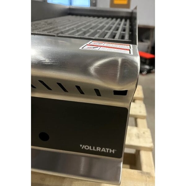 Scratch and Dent Vollrath CBGMD-12 12" Medium-Duty Radiant Charbroiler - 40,000 BTU