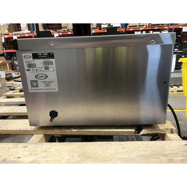 Scratch and Dent Cadco VariKwik VK-120 Stainless Steel Countertop High-Speed Oven with Touchscreen - 1,920W, 120V