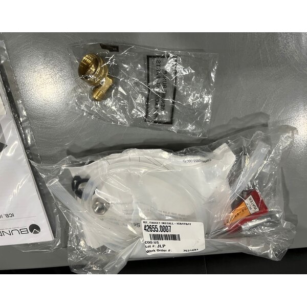 Scratch and Dent Bunn 53400.0101 ICB Twin Tall Platinum Edition Infusion Series Black / Silver Twin Automatic Coffee Brewer - 120/240V, 6000W