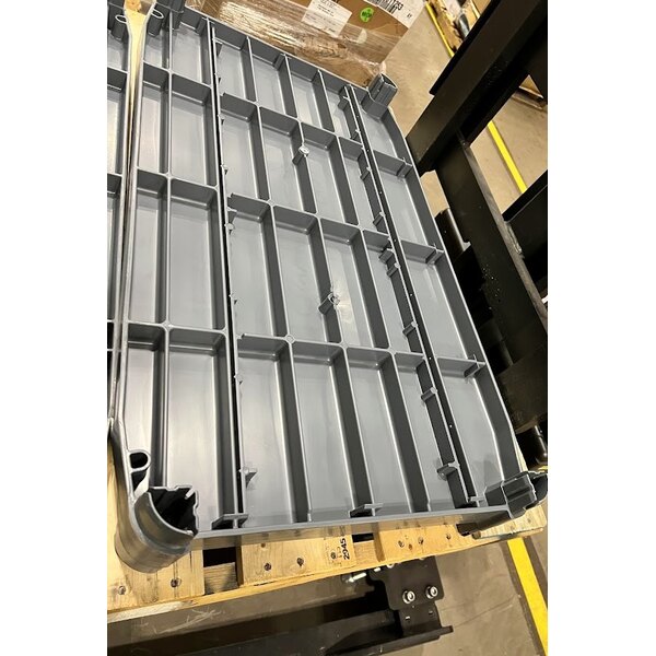 Scratch and Dent Rubbermaid® FG409100GRAY Xtra Gray 300 lb. Three Shelf Utility Cart / Bus Cart 40" x 20" x 37"