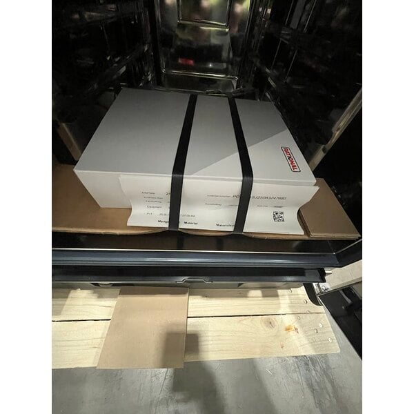 Scratch and Dent Rational iCombi Pro 6 Pan Half-Size Electric Combi Oven - 208/240V, 1 Phase