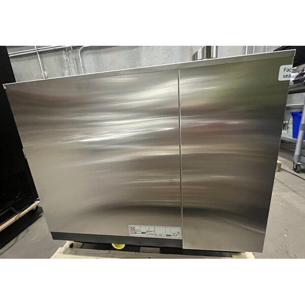 Scratch and Dent Rational iCombi Pro 6 Pan Half-Size Electric Combi Oven - 208/240V, 1 Phase