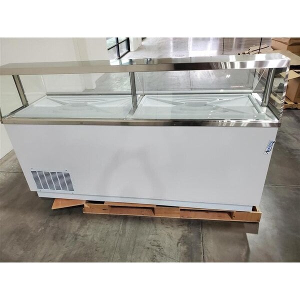 Scratch and Dent Avantco CPW-88-HC 88 3/4" 16 Tub White Deluxe Ice Cream Dipping Cabinet