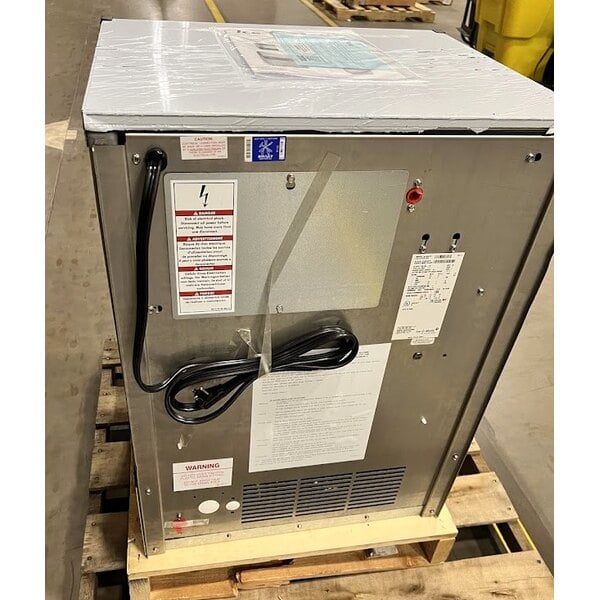 Scratch and Dent Ice-O-Matic ICEU220FA 24 1/2" Air Cooled Undercounter Full Dice Cube Ice Machine with 70 lb. Bin - 115V; 238 lb.