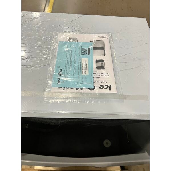Scratch and Dent Ice-O-Matic ICEU220FA 24 1/2" Air Cooled Undercounter Full Dice Cube Ice Machine with 70 lb. Bin - 115V; 238 lb.
