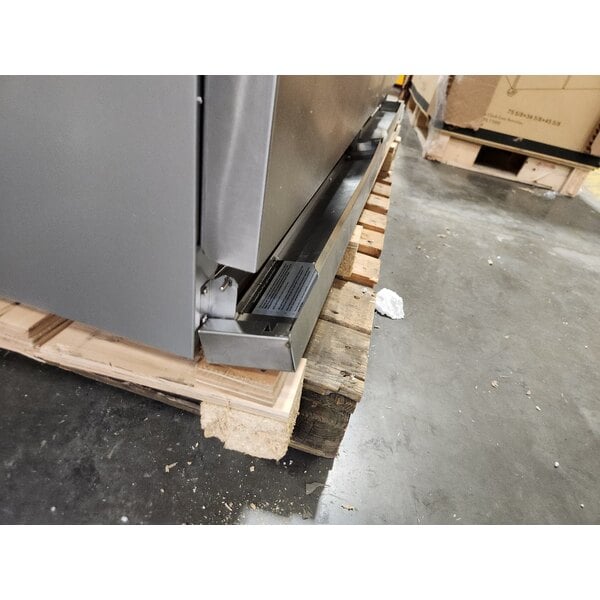 Scratch and Dent Cooking Performance Group S60-GS24-N Natural Gas 6 Burner 60" Range with 24" Griddle/Broiler and 2 Standard Ovens - 276,000 BTU