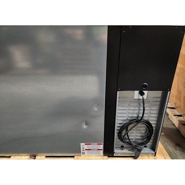 Scratch and Dent True TDR72-RISZ1-L-B-SSS-1 72" 2 Single Tap Kegerator Beer Dispenser - Black, (3) 1/2 Keg Capacity