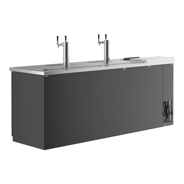 Scratch and Dent Avantco UDD-4-CT Black Kegerator / Beer Dispenser with (2) Double Tap Tower and Club Top - (3) 1/2 Keg Capacity