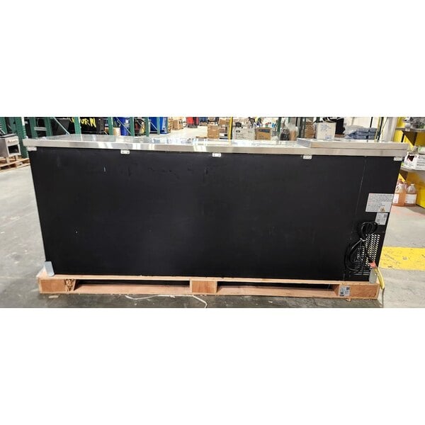 Scratch and Dent Avantco UDD-4-CT Black Kegerator / Beer Dispenser with (2) Double Tap Tower and Club Top - (3) 1/2 Keg Capacity