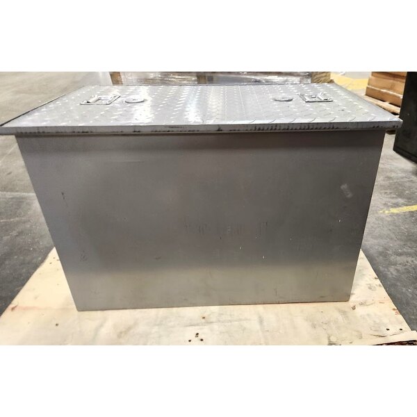 Scratch and Dent Regency 70 lb. 35 GPM Grease Trap with 3" Non-Threaded Connections - PDI Certified