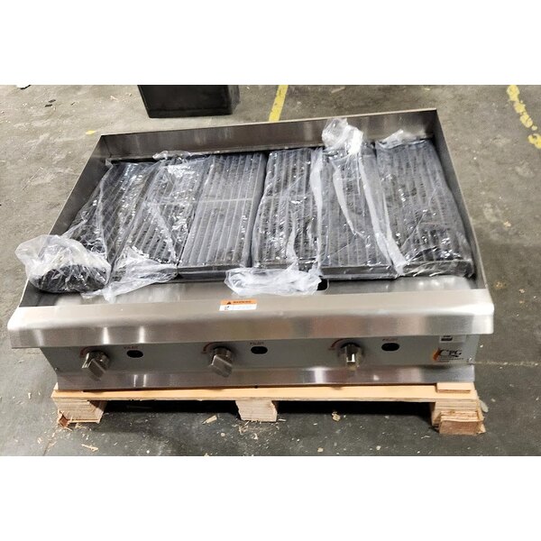 Scratch and Dent Cooking Performance Group CR-CPG-36-NL 36" Gas Countertop Radiant Charbroiler - 120,000 BTU