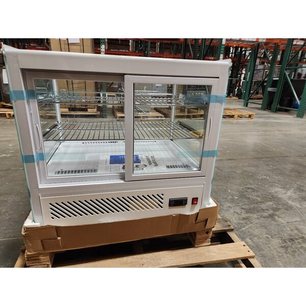 Scratch and Dent Avantco BCS-28-HC 27 5/8" White Refrigerated Square Countertop Bakery Display Case with LED Lighting