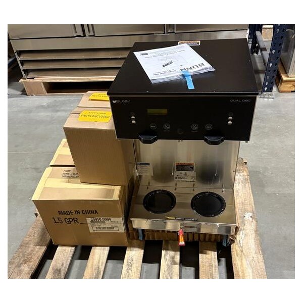 Scratch and Dent Bunn 35900.0010 BrewWISE GPR DBC 18.9 Gallon Dual Coffee Brewer - 120/208-240V, 16800W