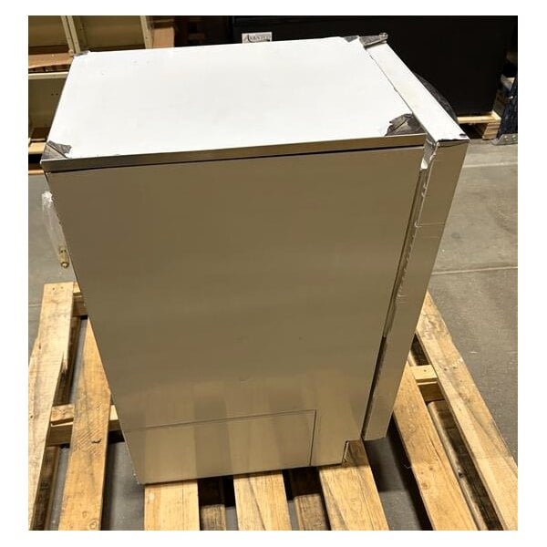 Scratch and Dent Ice-O-Matic GEMU090 15" Air Cooled Undercounter Pearl/Nugget Ice Machine with 22 lb. Bin - 115V, 85 lb.