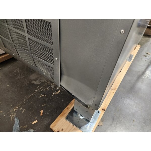 Scratch and Dent Seaga ENV5B 40-Item Refrigerated Vending Machine / Beverage Merchandiser