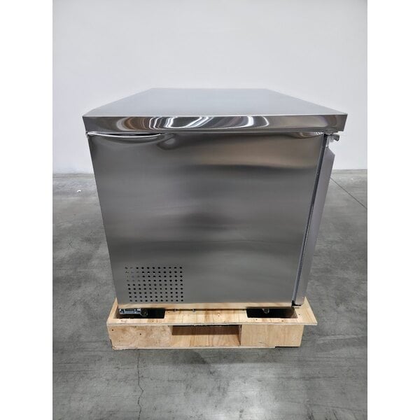 Scratch and Dent Avantco SS-UC-48R-HC 48" Undercounter Refrigerator